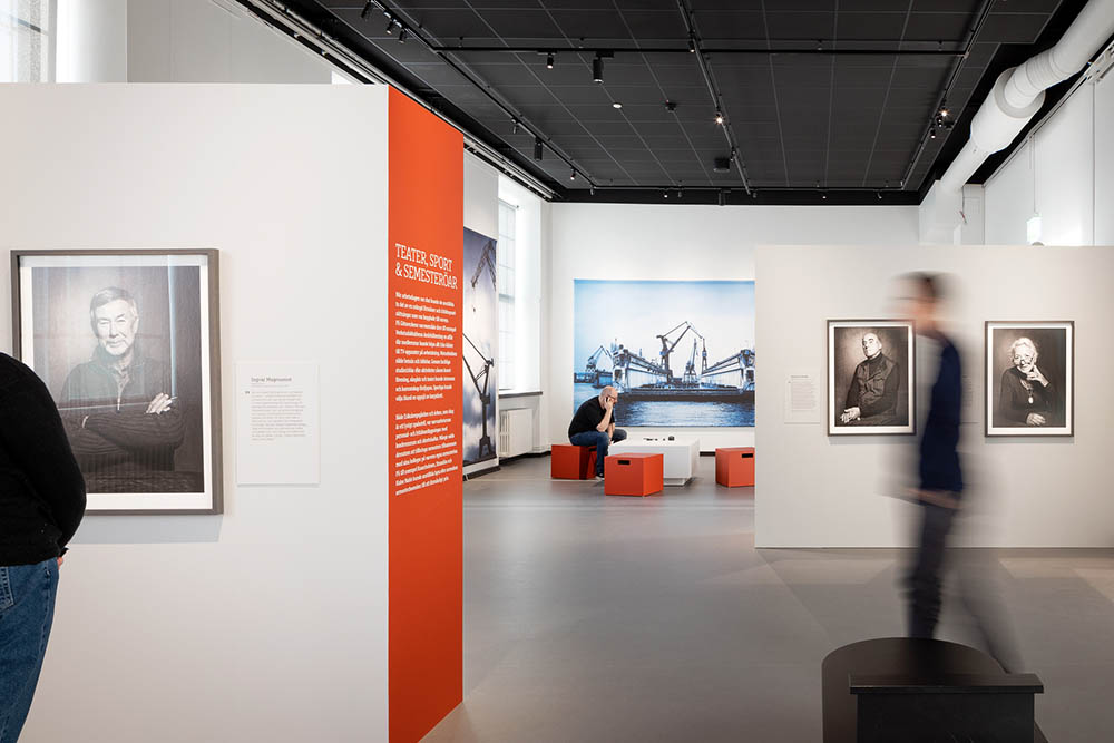 Rost spegling i regn - Konstfotograf Lena Öritsland